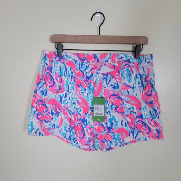 NWT Lilly Pulitzer Hazelle Stretch Short Cosmic Coral Cracked Up Size 6 - Picture 2 of 6